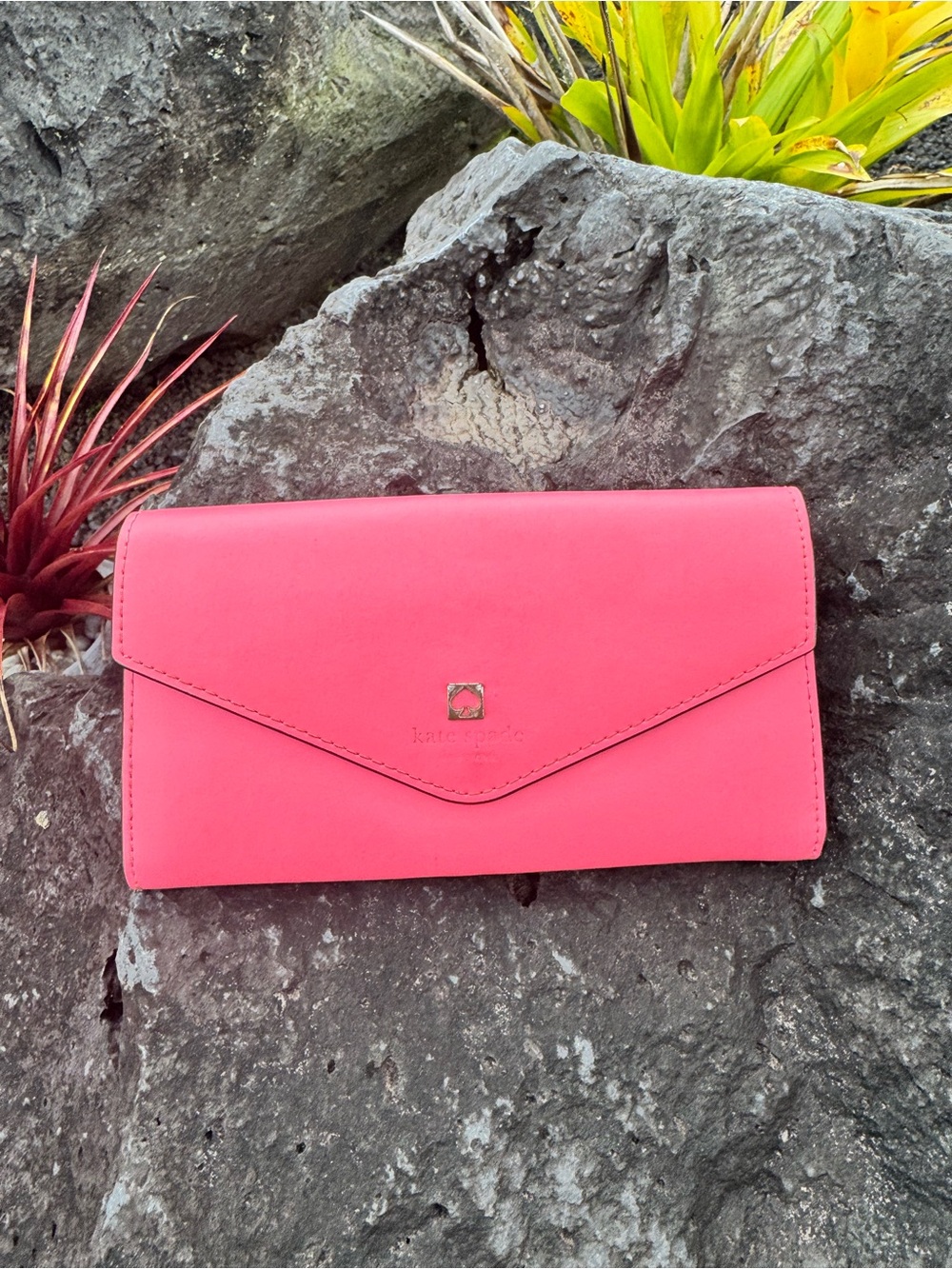 Kate Spade New York Pink Leather Envelope Flap Continental Wallet